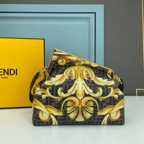 EH - Versace Bags - 102 Online Sale